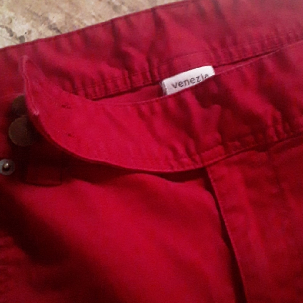 ❤Amazing Capris❤ - Picture 6 of 10